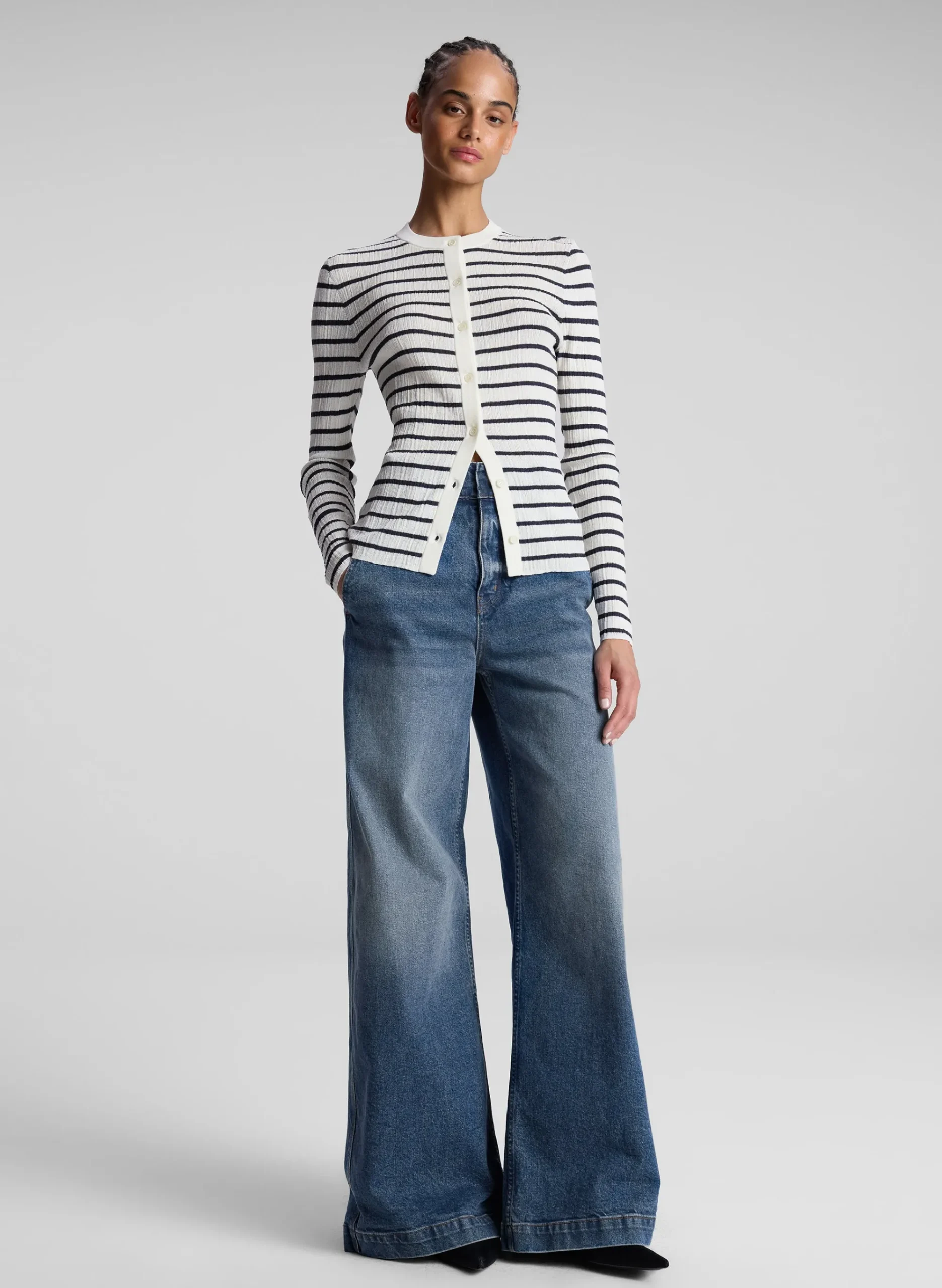 fisher_fine_cotton_cardig_0-2.webp Women A.L.C. Tops | Sweaters>Fisher Fine Cotton Cardigan
