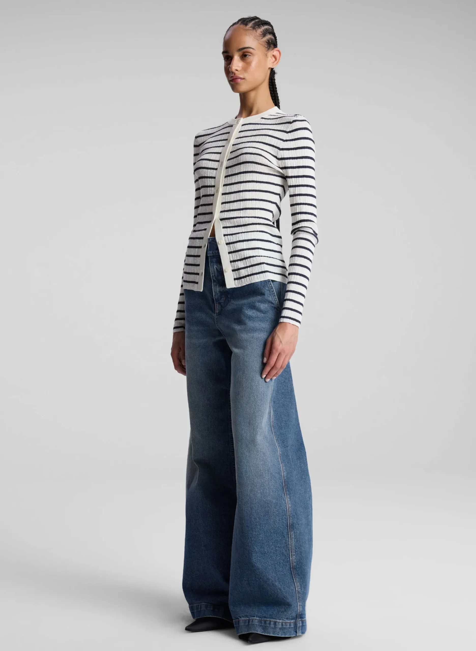 fisher_fine_cotton_cardig_2-2.webp Women A.L.C. Tops | Sweaters>Fisher Fine Cotton Cardigan