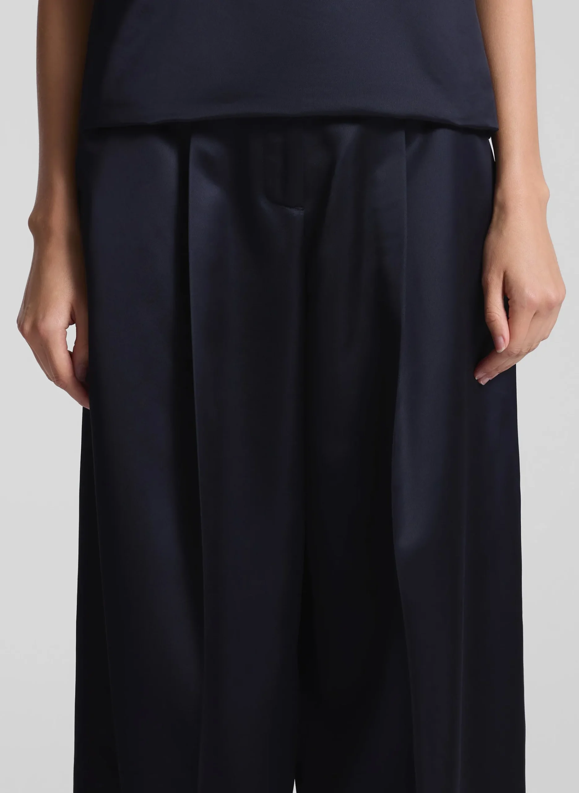 ryder_satin_wide_leg_pant_1-1.webp Women A.L.C. Bottoms>Ryder Satin Wide Leg Pant